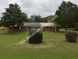 3083 Skyline Dr in Crestview, FL - Building Photo