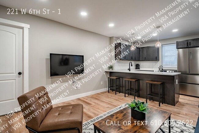 property at 221 W 6th St