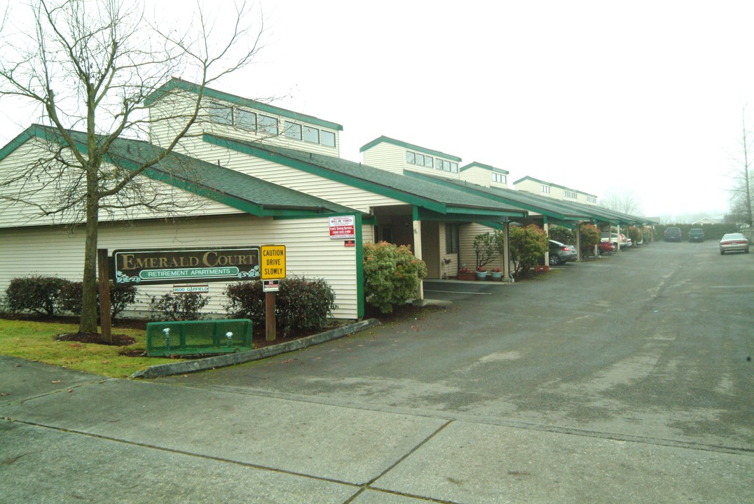 Emerald Court Apartments in Enumclaw, WA - Building Photo