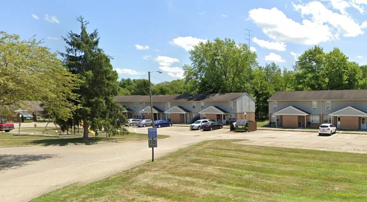 710 Pennsylvania Ave in Wellston, OH - Building Photo