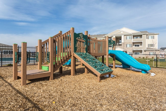 Firestone Meadows Apartments in Firestone, CO - Building Photo - Building Photo