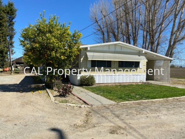 2972 San Juan Hollister Rd in San Juan Bautista, CA - Building Photo - Building Photo