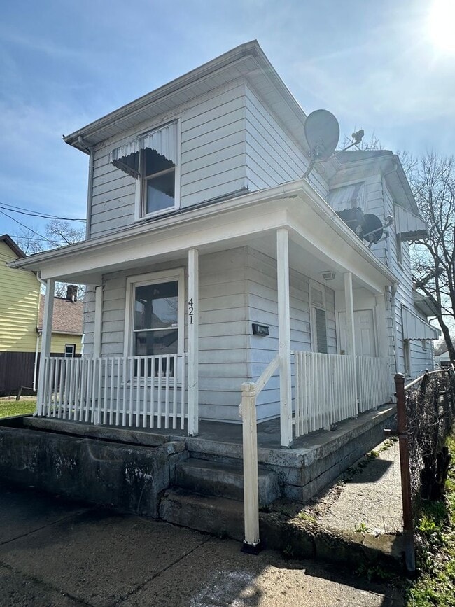 property at 421 Long St