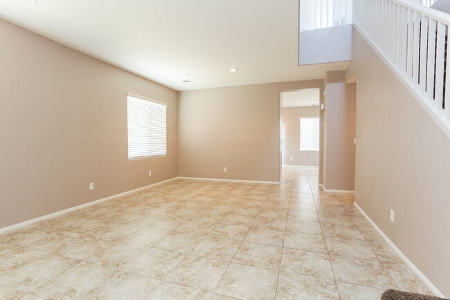 944 Lucky Bamboo Dr in Henderson, NV - Foto de edificio - Building Photo