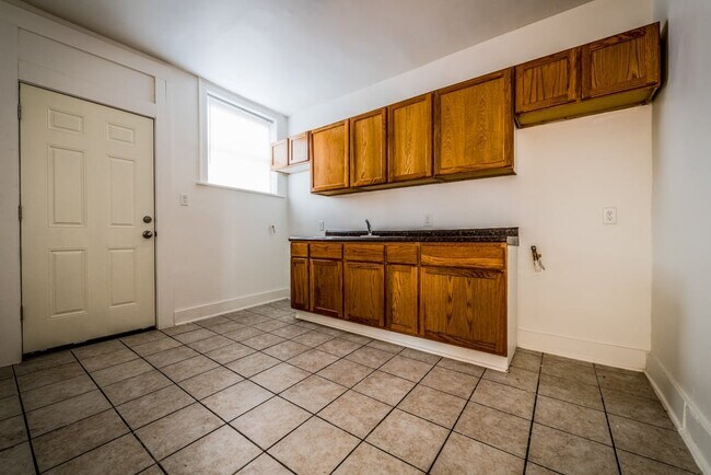 8000 S Ellis Ave in Chicago, IL - Building Photo - Building Photo