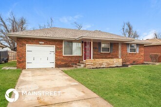 6909 NW 59th St in Bethany, OK - Foto de edificio - Building Photo