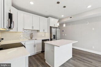 2531 N Front St in Philadelphia, PA - Building Photo - Building Photo