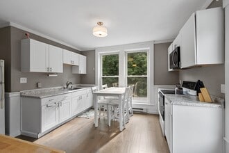 17 Park St in Pepperell, MA - Building Photo - Building Photo