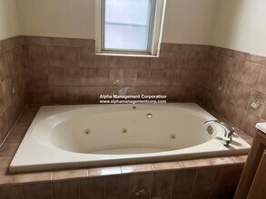 1426 Commonwealth Ave in Boston, MA - Building Photo - Building Photo