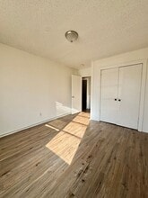 132 E 11th St in San Angelo, TX - Building Photo - Building Photo