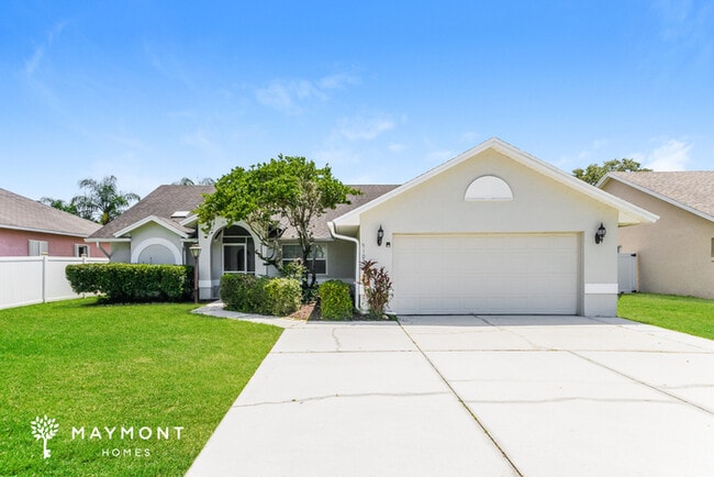 property at 910 Alsace Dr