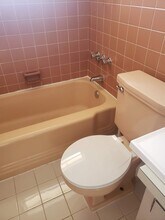 1361 SE 4th St in Deerfield Beach, FL - Foto de edificio - Building Photo