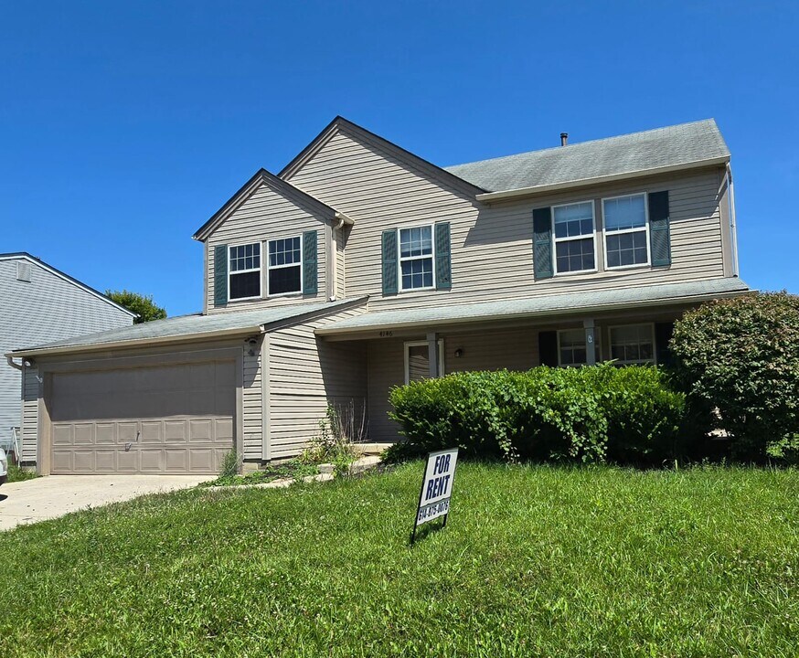 4146 Demorest Cove Ct in Grove City, OH - Foto de edificio