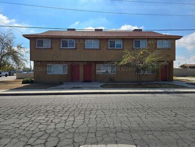 730 S Haley St in Bakersfield, CA - Building Photo - Building Photo