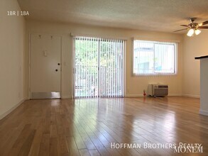 1806 N Harvard Blvd, Unit 16 in Los Angeles, CA - Foto de edificio - Building Photo