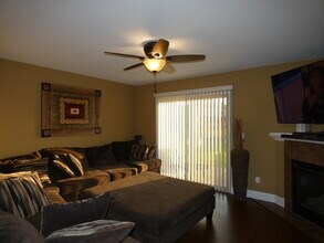 627 N Edgemere Dr in Bourbonnais, IL - Building Photo - Building Photo