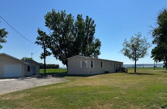 3430 Old Hwy 10 W in Laurel, MT - Building Photo - Building Photo