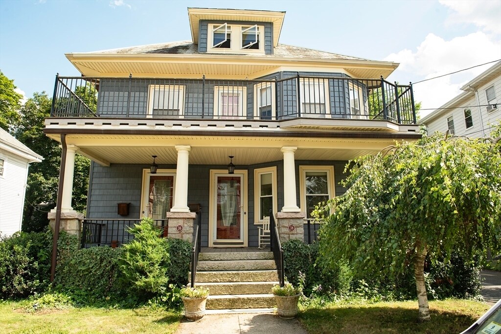 36 Bradford St in Quincy, MA - Building Photo