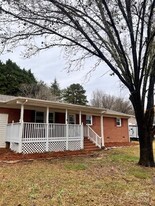 148 Timberland Loop in Mooresville, NC - Building Photo - Building Photo