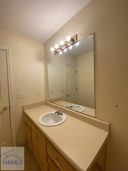 132 Rolland St in Hinesville, GA - Building Photo - Building Photo