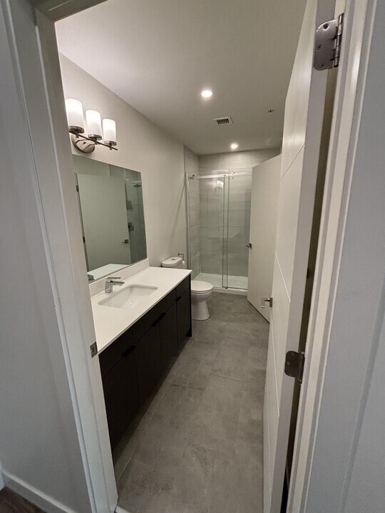 5623-5623 Fenwick St in Halifax, NS - Building Photo