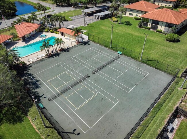 property at 1808 Hammock Pine Blvd