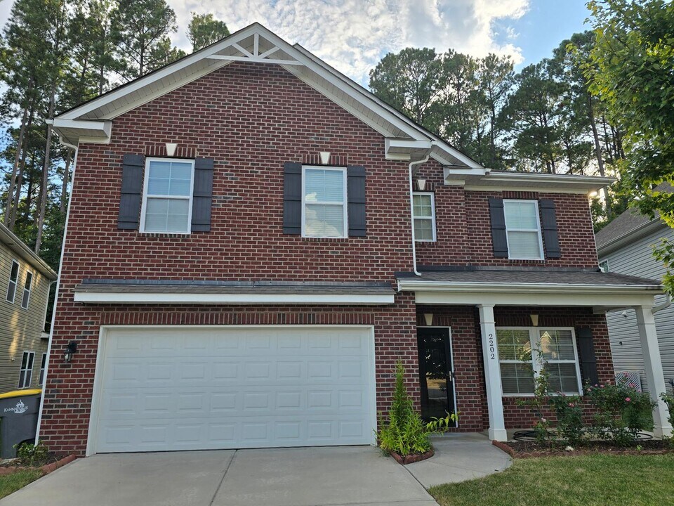 2202 Laurens Dr in Concord, NC - Building Photo