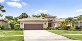 3366 Harness Cir in Wellington, FL - Building Photo