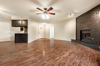 1209 Teal Pl in Edmond, OK - Building Photo - Building Photo