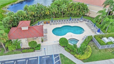 2720 Cypress Trace Cir in Naples, FL - Building Photo - Building Photo