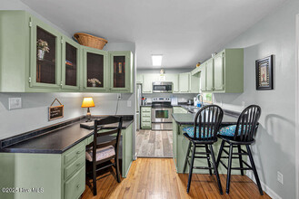 1280 Old Maplehurst Rd in Jacksonville, NC - Building Photo - Building Photo
