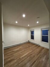 63 Middle St in Boston, MA - Building Photo - Building Photo