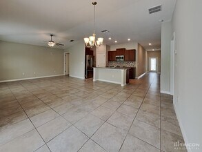 14712 Scottburgh Glen Dr in Wimauma, FL - Building Photo - Building Photo