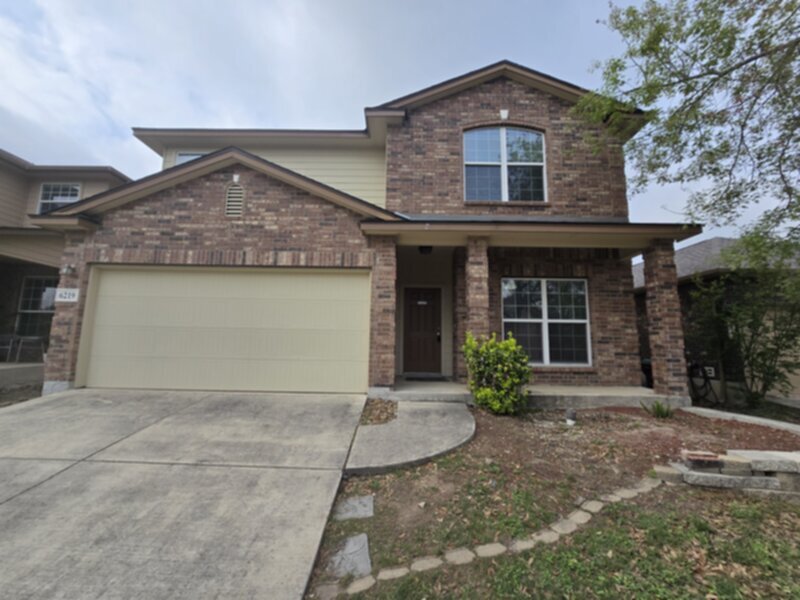 6219 Gilmer Ml in San Antonio, TX - Building Photo