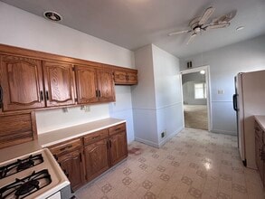 205 Winter in Danville, IL - Building Photo - Building Photo