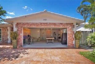 6421 NE 22nd Ave in Fort Lauderdale, FL - Building Photo