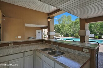 12337 Sand Pine Ct in Jacksonville, FL - Building Photo - Building Photo