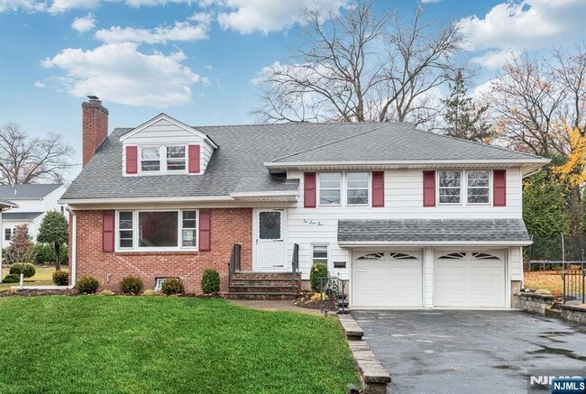 property at 164 Jeffer Ct