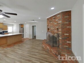 4809 W Cochise Dr in Glendale, AZ - Building Photo - Building Photo