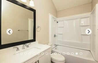 629 Ozark Ave in Burleson, TX - Foto de edificio - Building Photo
