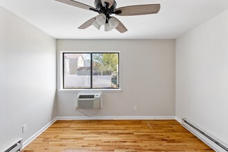 The Highlander in Wood Ridge, NJ - Foto de edificio - Building Photo