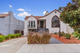 240 Elder Ave in Millbrae, CA - Building Photo - Building Photo