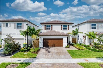 2444 SE 24th Ave in Homestead, FL - Building Photo - Building Photo