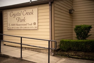 Crystal Creek Park - Senior Living in Port Arthur, TX - Foto de edificio - Building Photo