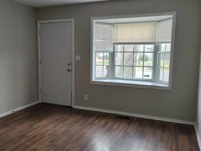 4000 W Brighton Ave in Peoria, IL - Building Photo - Building Photo