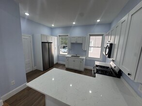 138 Jewett St, Unit 1 in Providence, RI - Building Photo - Building Photo