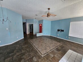 17051 Carbridge Dr in Houston, TX - Building Photo - Building Photo