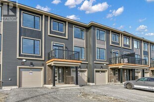 290 Bankside St in Ottawa, ON - Building Photo