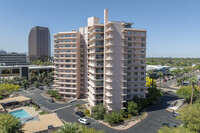 Phoenix Towers in Phoenix, AZ - Building Photo - Building Photo