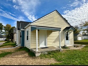 203 Virginia Ct in New Albany, IN - Building Photo - Building Photo